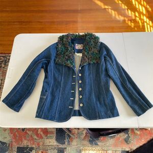 Roanoke Rag’s Size 8 Women’s Handmade Denim Jacket Collar Good Condition Fringe